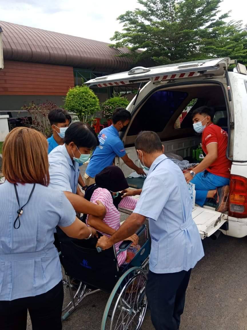 มูลนิธิฮิลาลมูลนิธิฮิลาลอะห์มัร(สข.1) รับผู้ป่วยฉุกเฉิน ส่ง รพ.สะบ้าย้อย